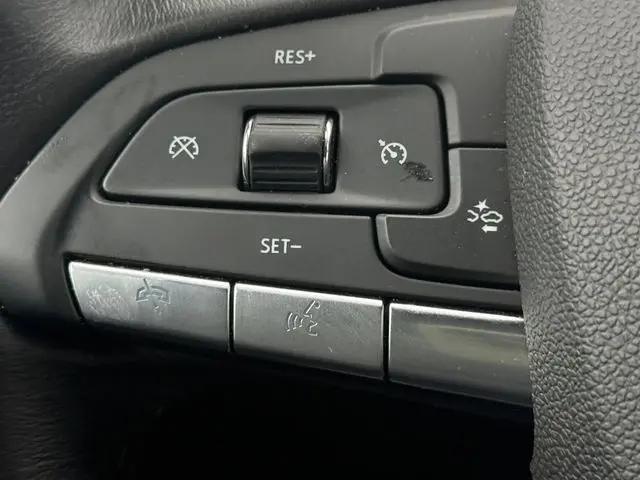 2025 Cadillac XT4 FWD Premium Luxury