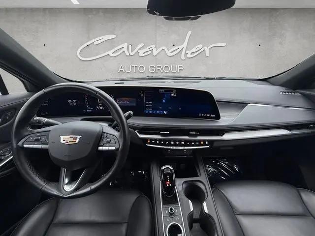 2025 Cadillac XT4 FWD Premium Luxury