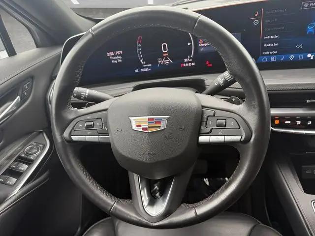 2025 Cadillac XT4 FWD Premium Luxury