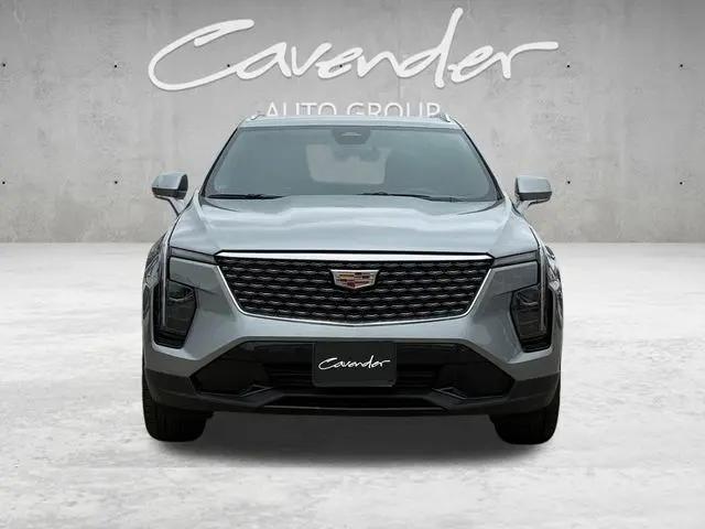 2025 Cadillac XT4 FWD Premium Luxury