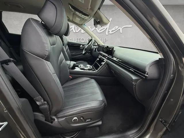 2025 Genesis GV80 2.5T Standard AWD