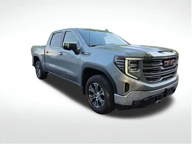 2025 GMC Sierra 1500 4WD Crew Cab Short Box SLT