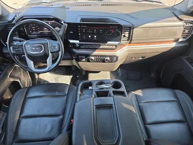 2025 GMC Sierra 1500 4WD Crew Cab Short Box SLT