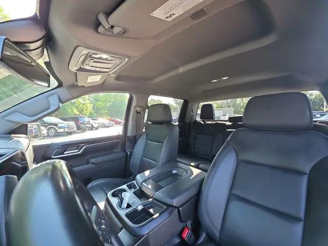 2025 GMC Sierra 1500 4WD Crew Cab Short Box SLT