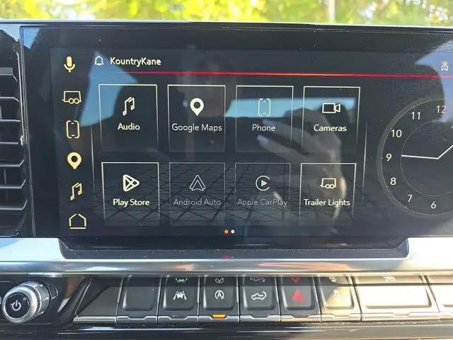 2025 GMC Sierra 1500 4WD Crew Cab Short Box SLT