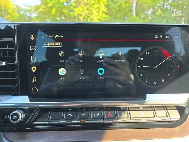 2025 GMC Sierra 1500 4WD Crew Cab Short Box SLT
