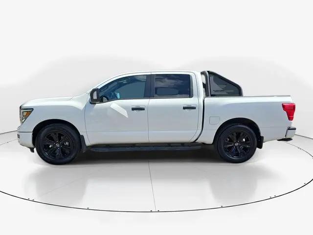 2023 Nissan Titan Crew Cab SV 4x2