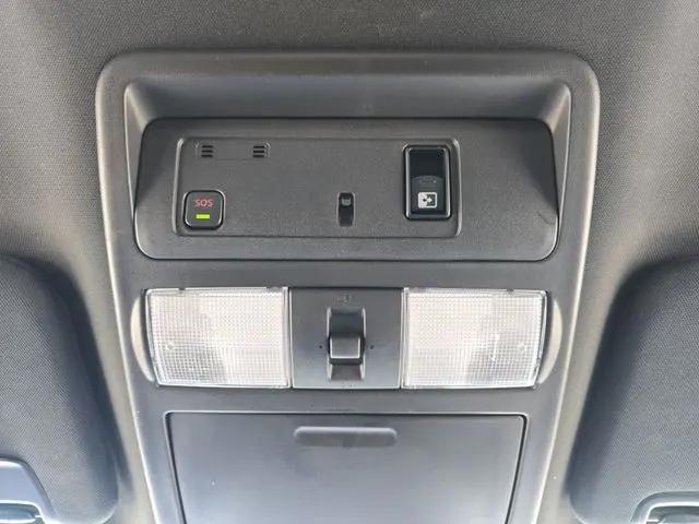 2023 Nissan Titan Crew Cab SV 4x2