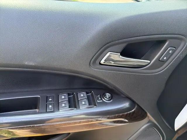 2022 GMC Canyon 4WD Crew Cab Short Box Elevation