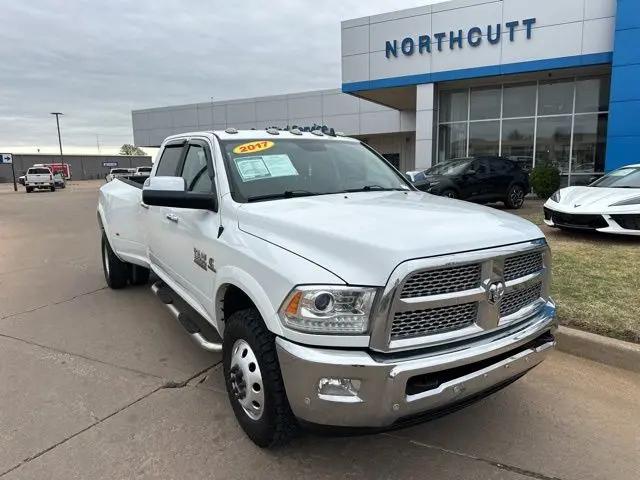 2017 Ram 3500 Laramie Crew Cab 4x2 8' Box