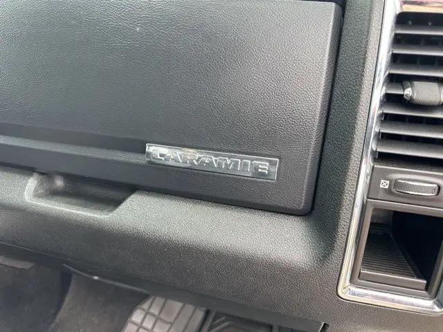 2017 Ram 3500 Laramie Crew Cab 4x2 8' Box