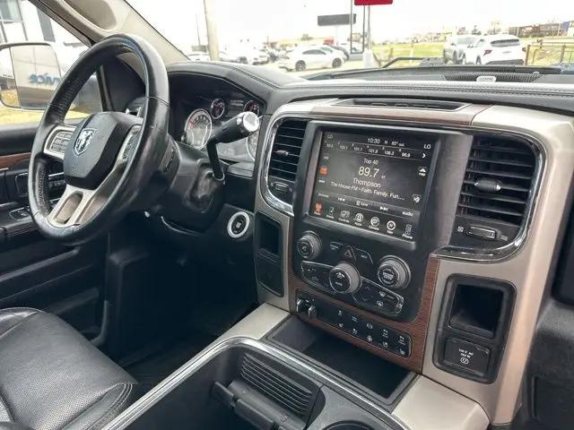 2017 Ram 3500 Laramie Crew Cab 4x2 8' Box