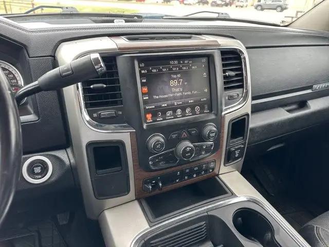 2017 Ram 3500 Laramie Crew Cab 4x2 8' Box
