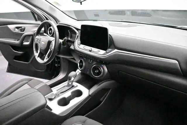 2025 Chevrolet Blazer AWD 2LT