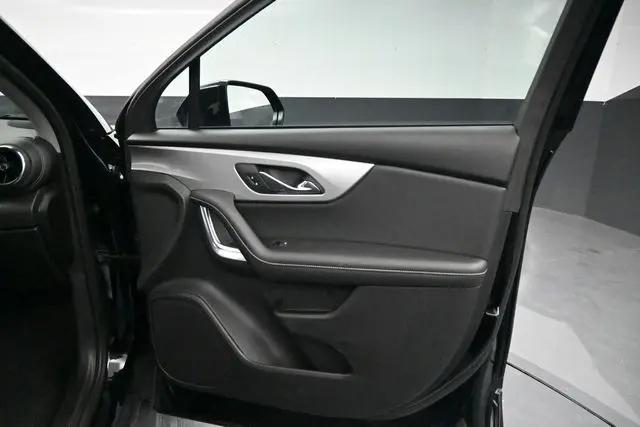 2025 Chevrolet Blazer AWD 2LT