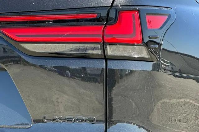 2026 Lexus LX Luxury