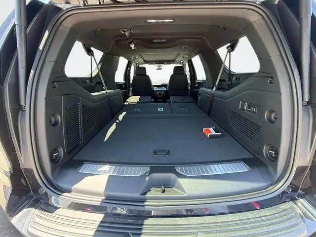 2026 Chevrolet Suburban High Country, 4WD
