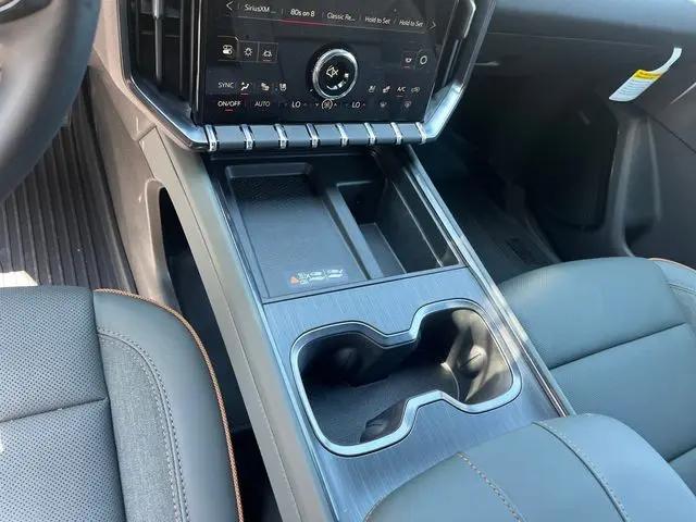 2026 GMC Acadia AT4 AWD