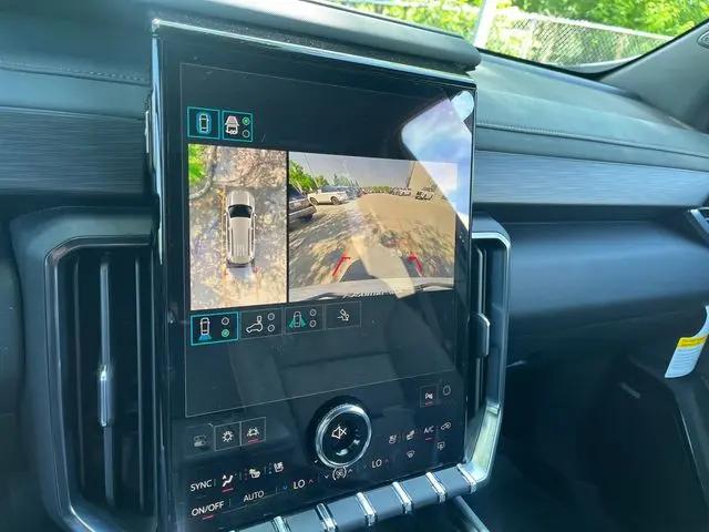 2026 GMC Acadia AT4 AWD