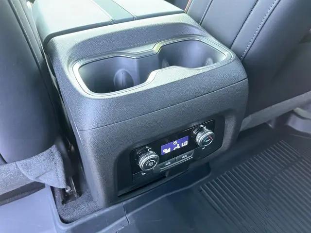 2026 GMC Acadia AT4 AWD