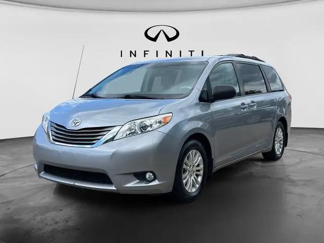 2013 Toyota Sienna XLE V6 8 Passenger for sale near Dayton, OH