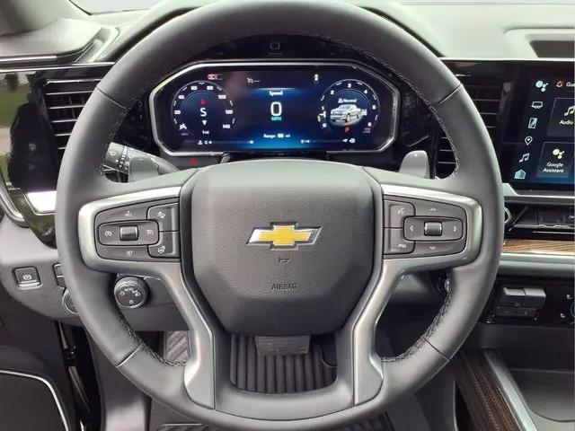 2026 Chevrolet Silverado 1500 4WD Crew Cab Standard Bed LT