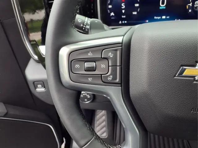 2026 Chevrolet Silverado 1500 4WD Crew Cab Standard Bed LT