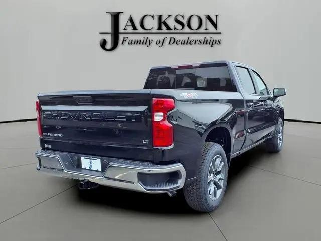 2026 Chevrolet Silverado 1500 4WD Crew Cab Standard Bed LT