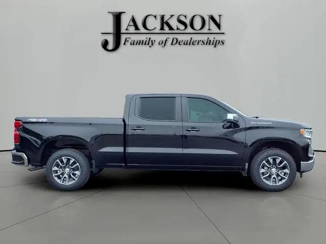 2026 Chevrolet Silverado 1500 4WD Crew Cab Standard Bed LT