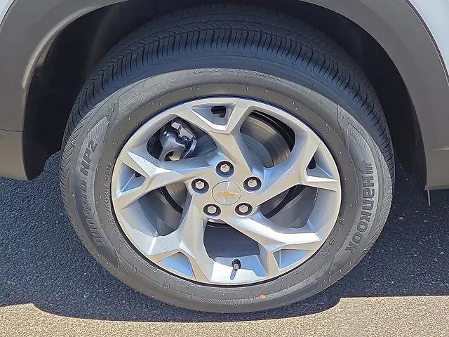 2026 Chevrolet Trax FWD LS