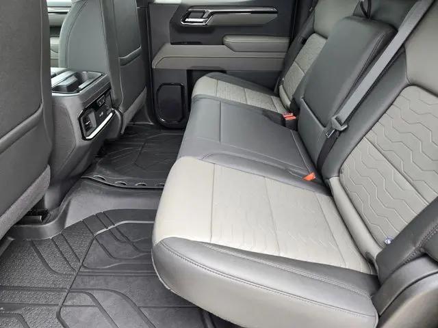 2026 Chevrolet Silverado 1500 4WD Crew Cab Short Bed ZR2