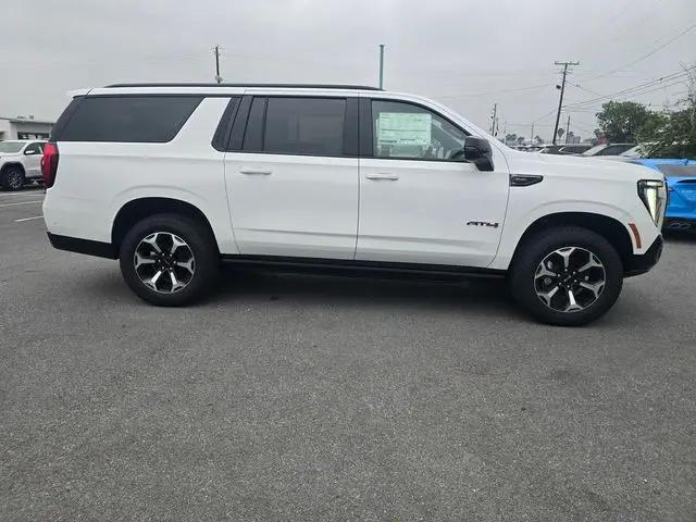 2026 GMC Yukon XL 4WD AT4