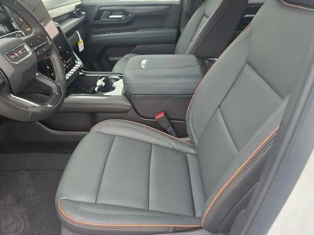 2026 GMC Yukon XL 4WD AT4