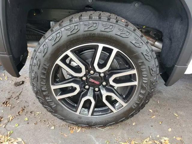 2026 GMC Sierra 1500 Crew Cab, Short Bed, AT4, 4WD