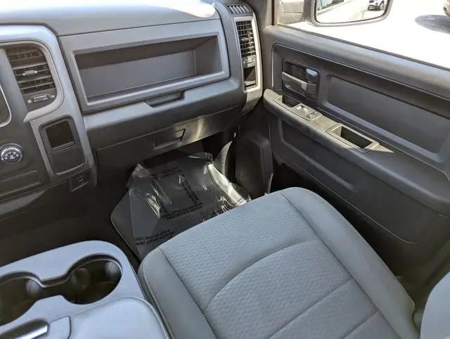 2018 Ram 1500 Express Crew Cab 4x2 5'7" Box