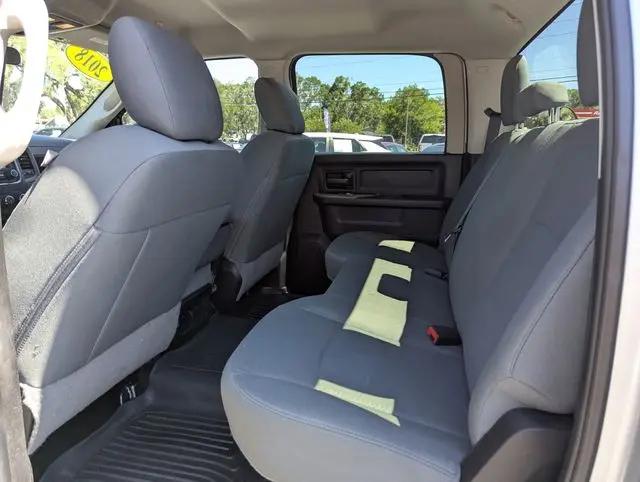 2018 Ram 1500 Express Crew Cab 4x2 5'7" Box