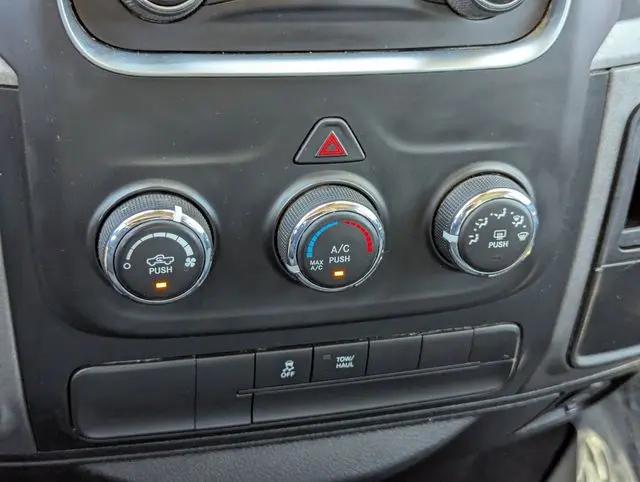 2018 Ram 1500 Express Crew Cab 4x2 5'7" Box