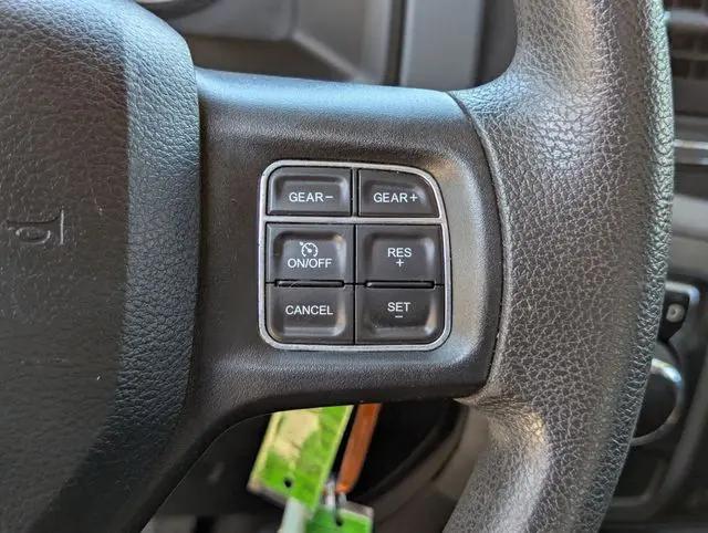 2018 Ram 1500 Express Crew Cab 4x2 5'7" Box