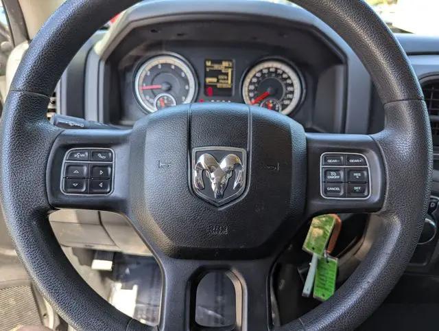 2018 Ram 1500 Express Crew Cab 4x2 5'7" Box