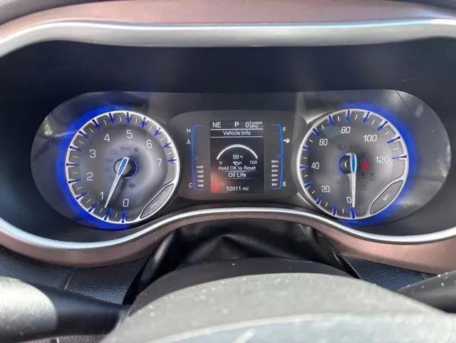 2024 Chrysler Voyager LX