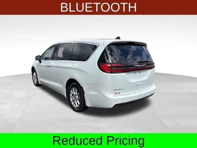 2023 Chrysler Pacifica Touring