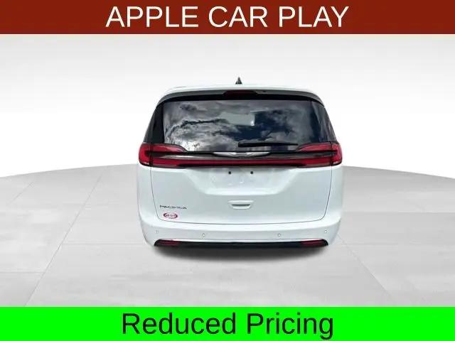 2023 Chrysler Pacifica Touring