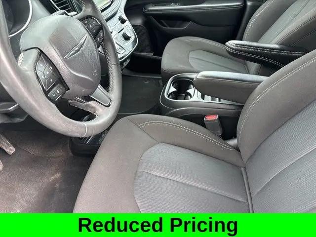 2023 Chrysler Pacifica Touring