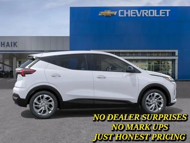 2027 Chevrolet Bolt LT FWD