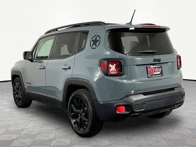 2017 Jeep Renegade Altitude FWD