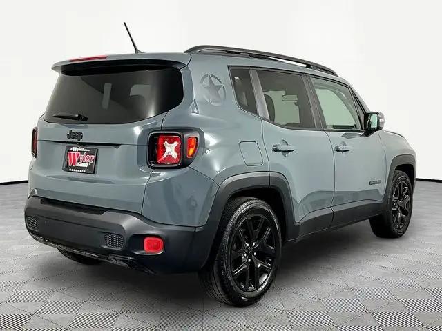 2017 Jeep Renegade Altitude FWD