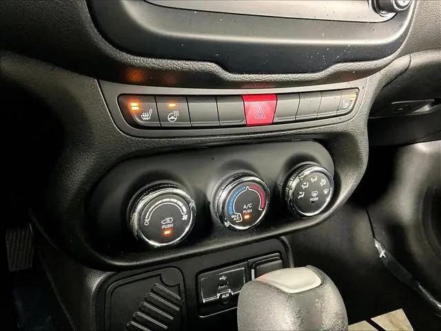 2017 Jeep Renegade Altitude FWD