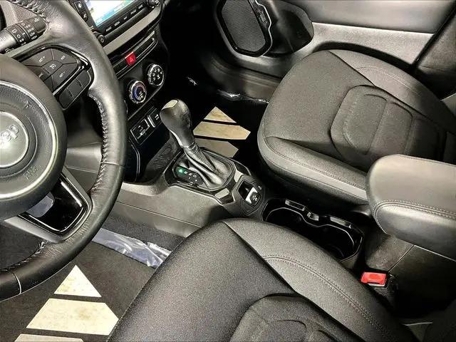 2017 Jeep Renegade Altitude FWD