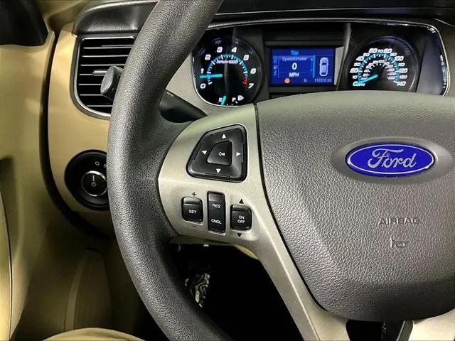 2017 Ford Taurus SE