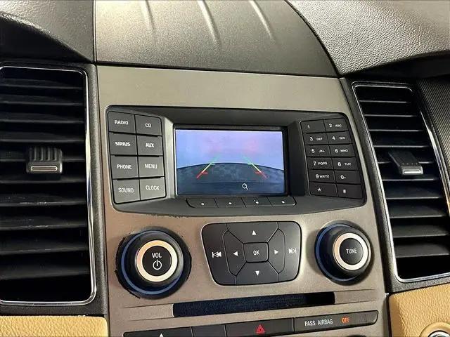 2017 Ford Taurus SE